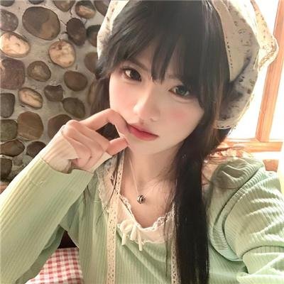 伊莎贝尔跳到聚光灯下